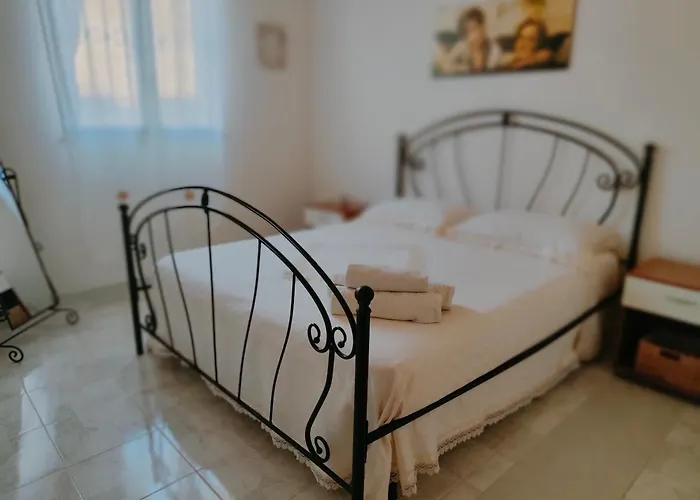 Casa Giardinello アパート リベラ