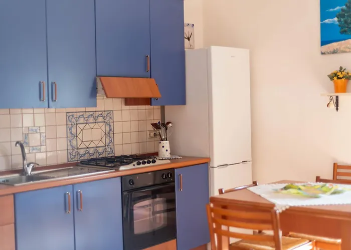 Casa Giardinello アパート リベラ